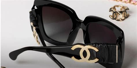 chanel catena occhiali|Chanel sunglasses new collection.